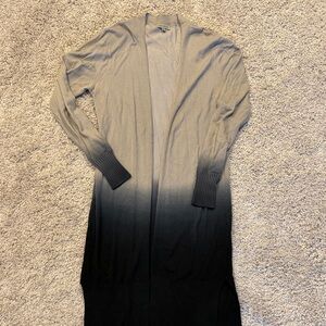 Elegant Gray and Black Ombre Cardigan